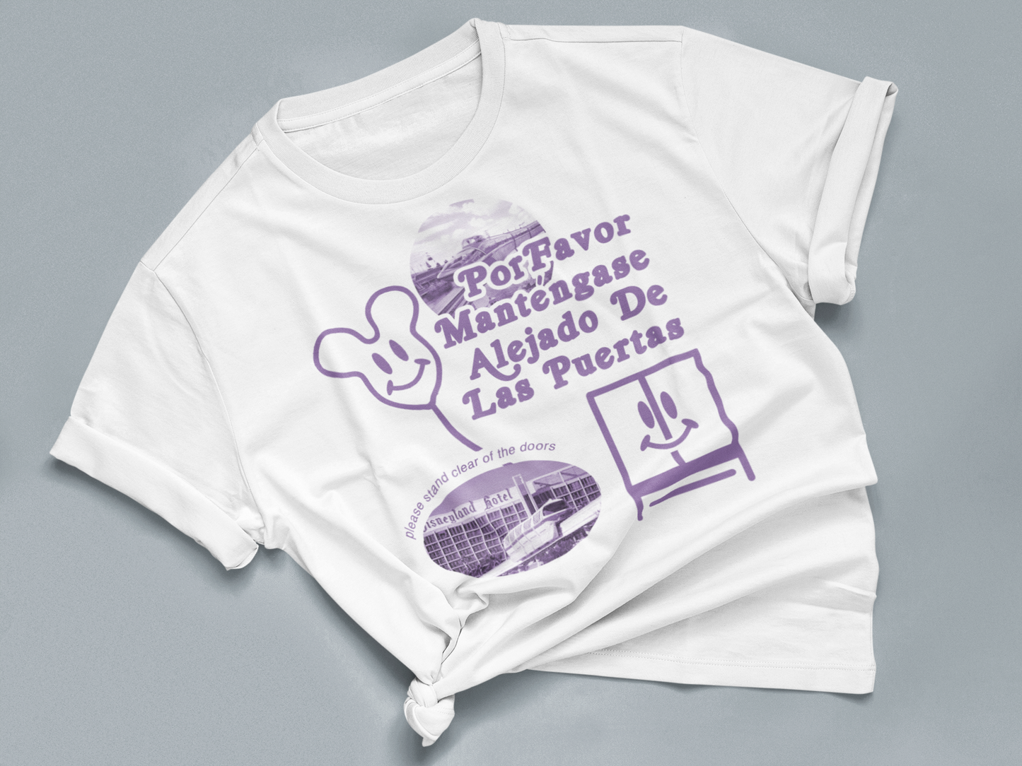 Por Favor Manténgase Alejado de las Puertas Tee